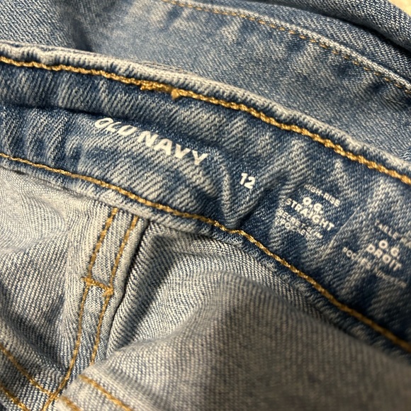Old Navy High Rise Straight Jeans - Picture 2 of 2
